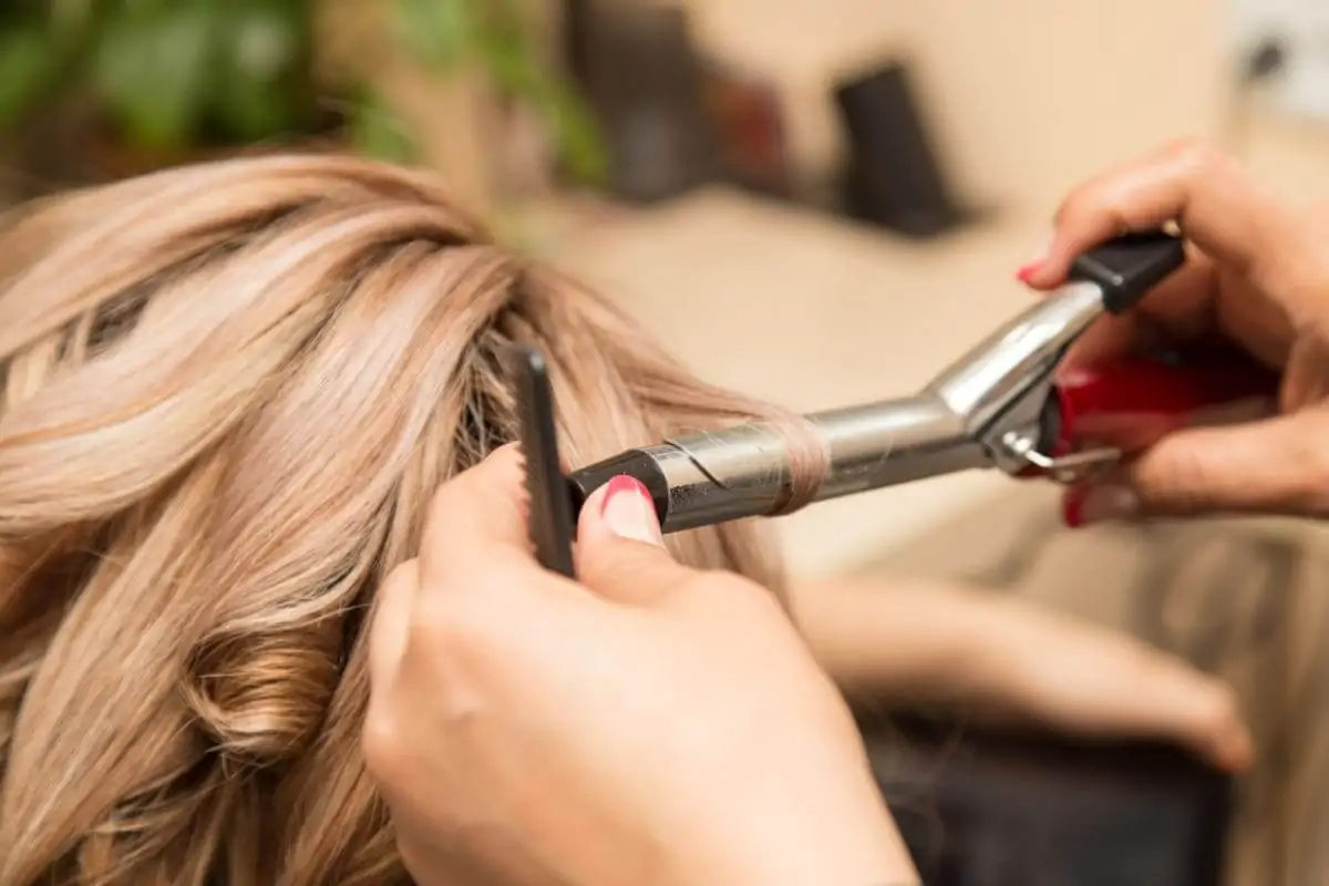 Lockenstab zum locken der Haare in der Schwangerschaft 1200x800 1 Lockenstab zum Locken der Haare in der Schwangerschaft